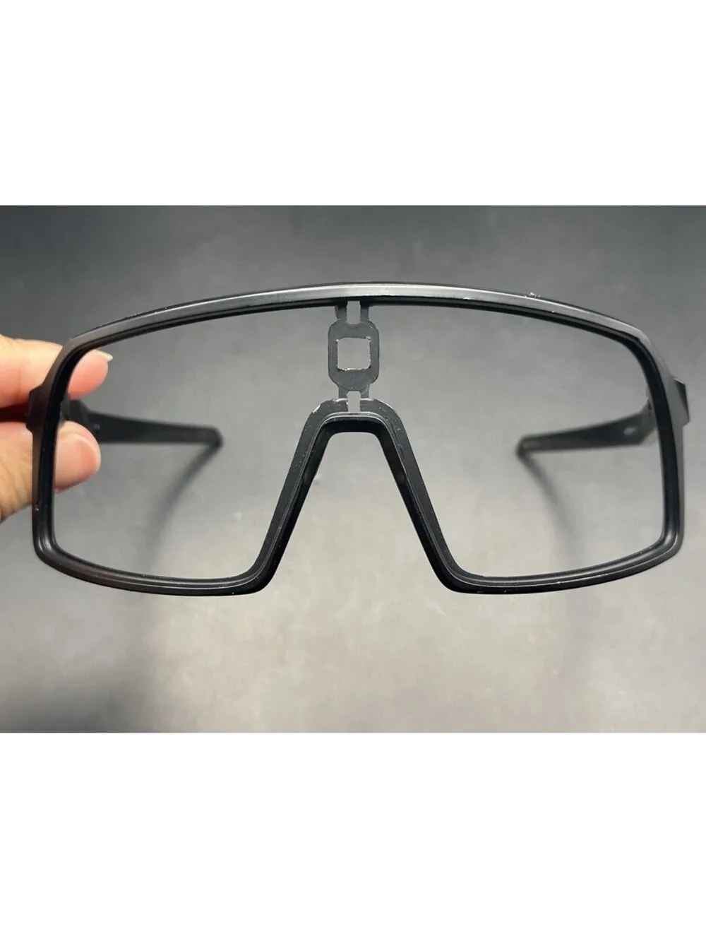 Oakley pre owned
